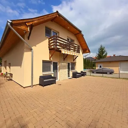 Oliver Apartmanhaz