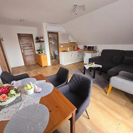 Oliver Apartmanhaz *